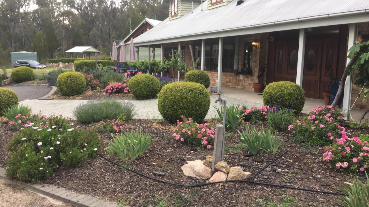 Girraween Country Inn Ballandean Bagian luar foto