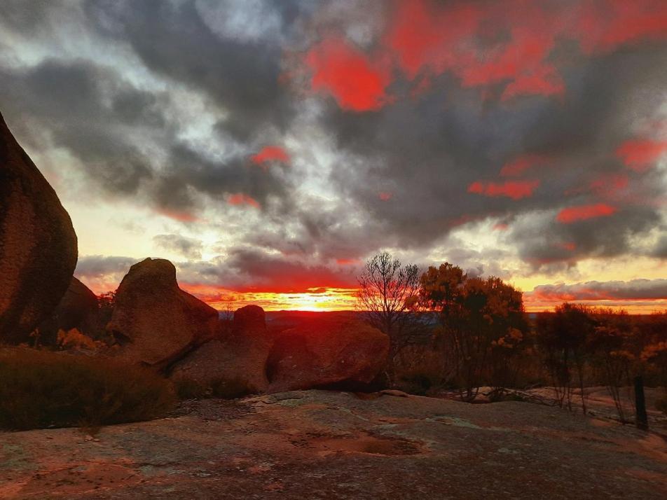 Girraween Country Inn Ballandean Bagian luar foto